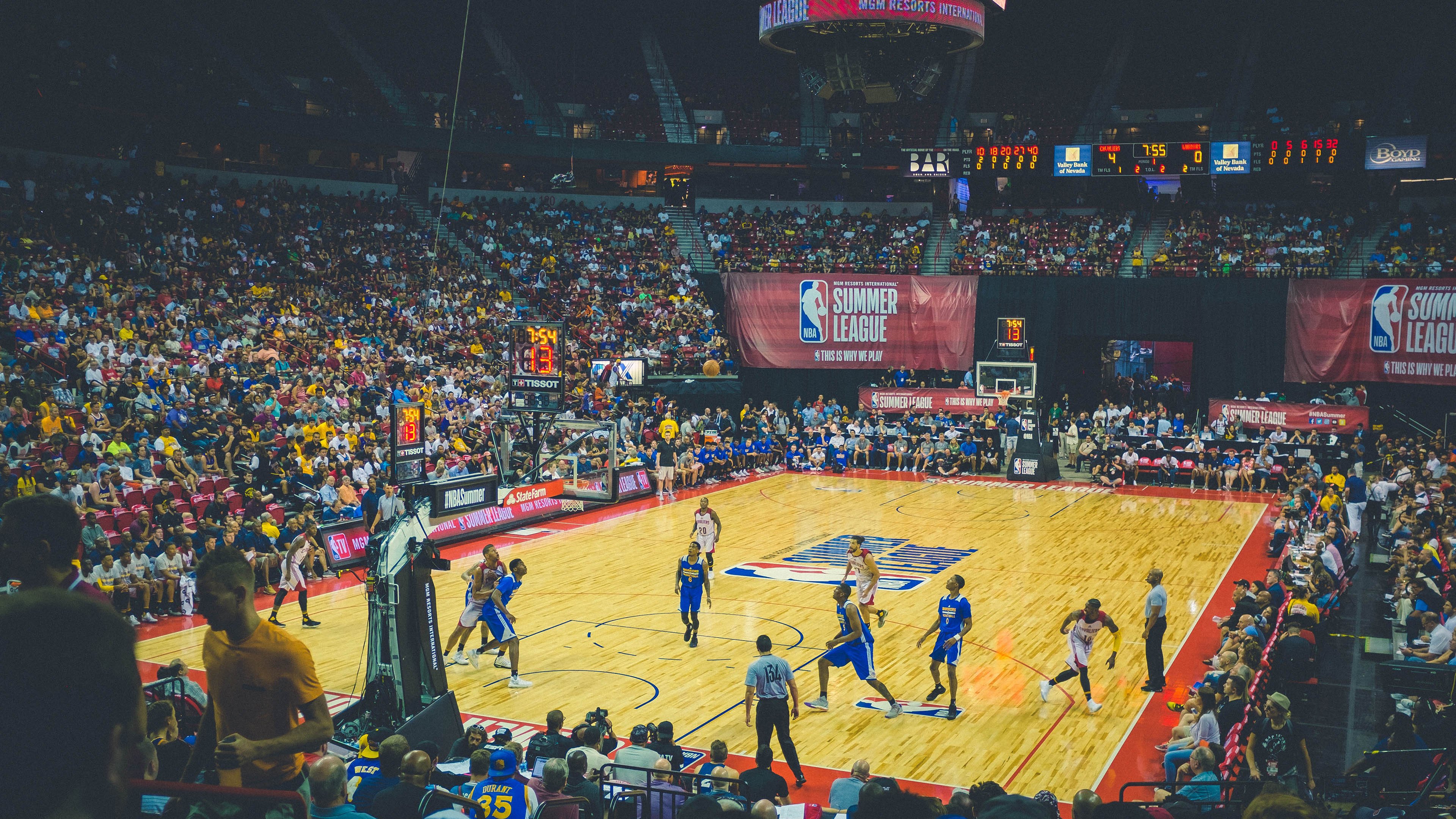 阿森纳在足总杯中击败曼联晋级四强，曼联阿森纳集锦