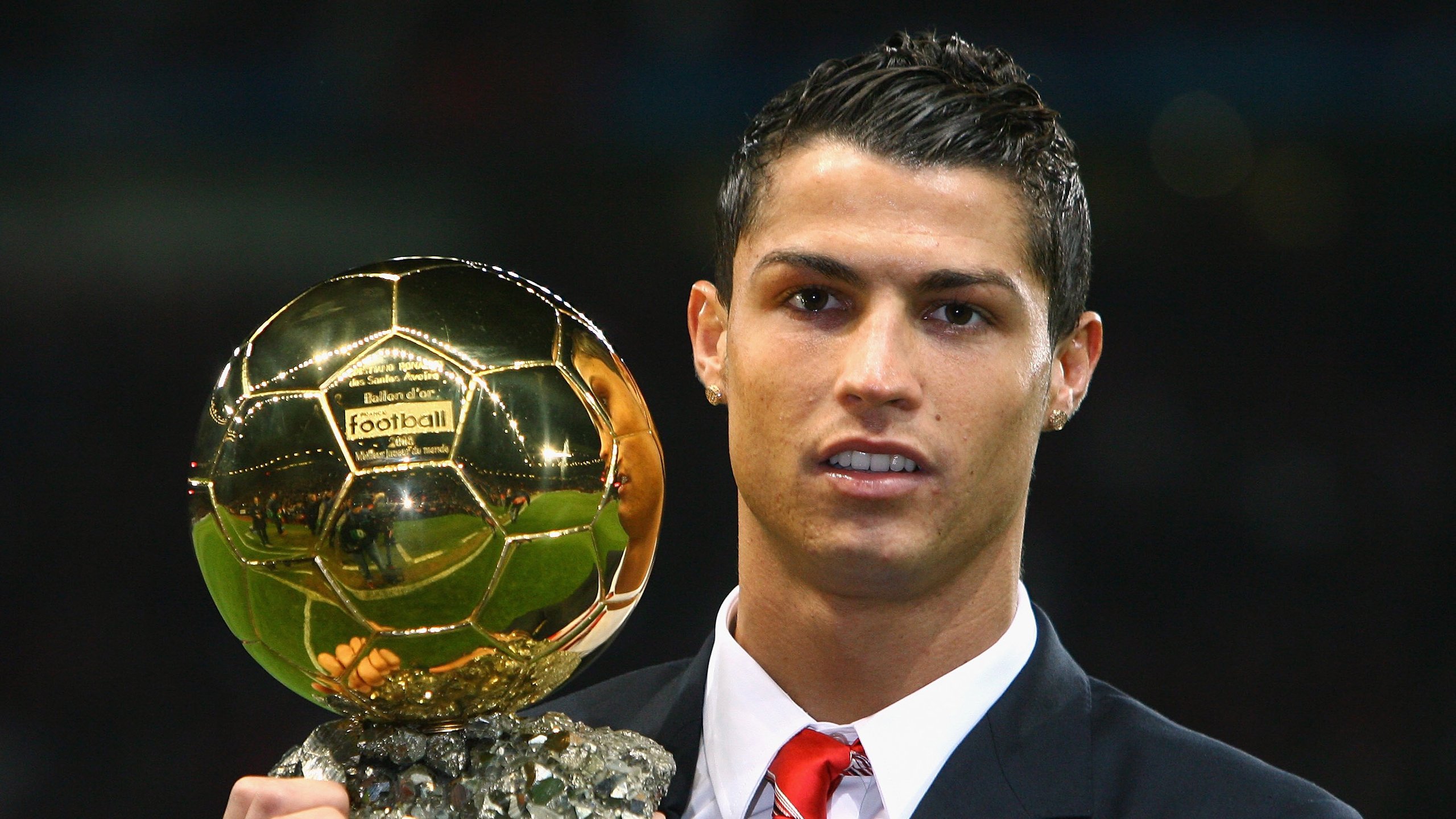 RNG实施“数据化训练+人脑决策”双重优化模式